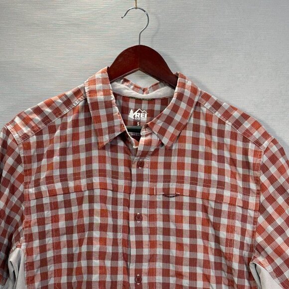 REI Coop Shirt Mens Small Button Up Orange Plaid Short Sleeve Breathable Pockets - Picture 2 of 9